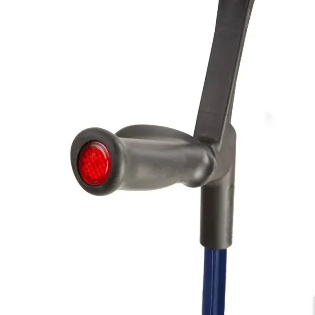 flexyfoot-comfort-grip-open-cuff-crutches-front-reflector
